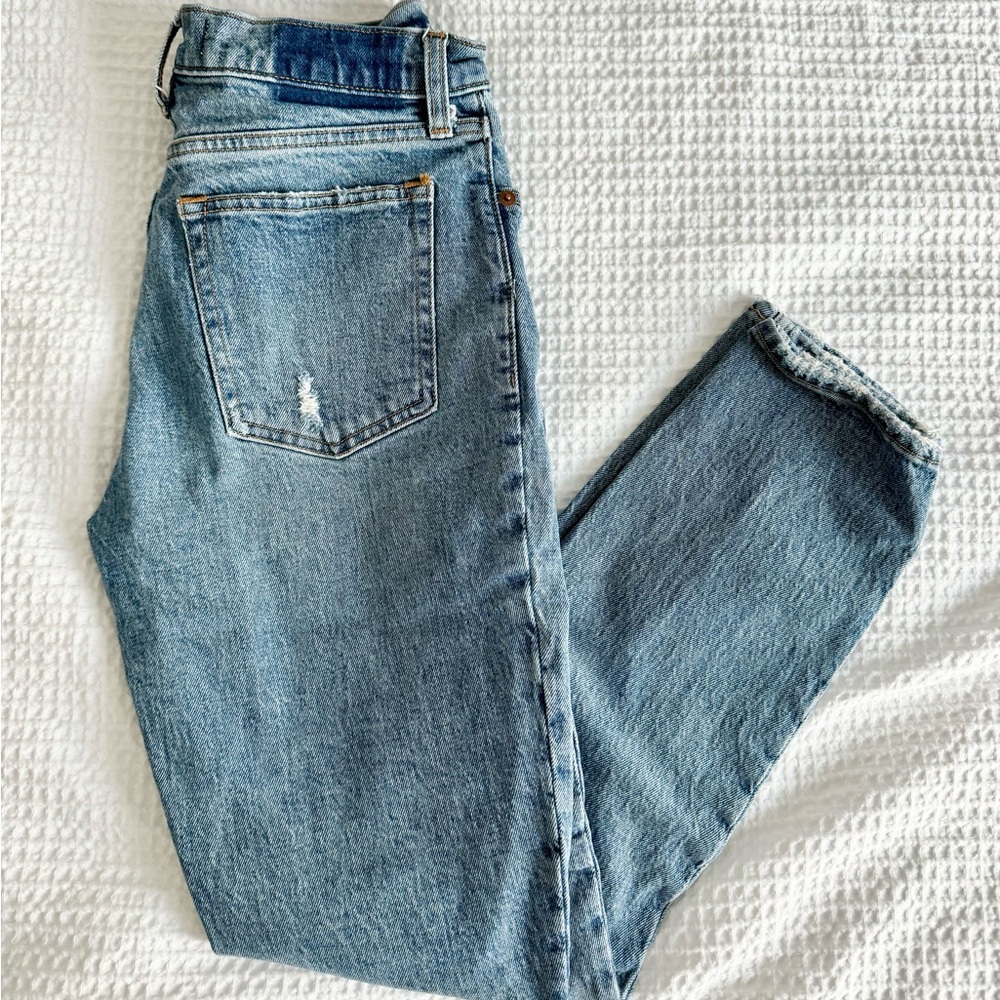 Abercrombie The Skinny High Rise size 27 regular Kathleen post collab jeans